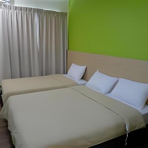 Maxim Hotel Kota Kinabalu